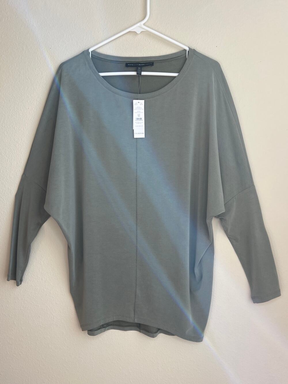 NWT White House Black Market Sage Green Dolman Sleeve Top Vertical Seam Chic XS